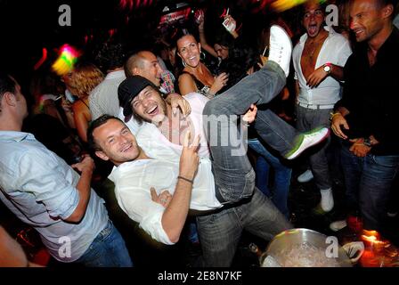 IL 31 luglio 2007, Jeremy Michalak, presentatore esclusivo di TV, trascorre la sua vacanza estiva a Miami Beach, Florida, USA. Foto di Olivier Douliery/ABACAPRESS.COM Foto Stock