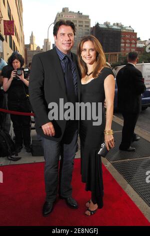 Gli attori di marito e moglie John Travolta e Kelly Preston partecipano alla prima della condanna a morte di Twentieth Century Fox al Tribeca Cinemas il 28 agosto 2007 a New York City, NY, USA. Foto di Gregorio Binuya/ABACAPRESS.COM Foto Stock