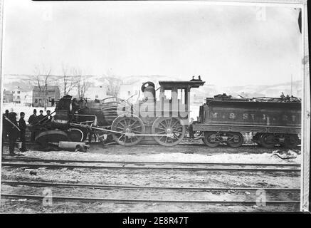 Milwaukee & St. Paul No. 27 4-4-0 locomotiva a vapore dopo il guasto del corso medio della caldaia. Foto Stock