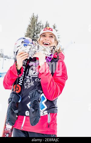 Aspen, Stati Uniti. 30 gennaio 2021. Il GU Ailing ha vinto due medaglie d'oro e una medaglia di bronzo dopo aver vinto la finale femminile in slopestile durante i Giochi invernali X 2021 ad Aspen, Stati Uniti, 30 gennaio 2021. Credit: Matt Power/Xinhua/Alamy Live News Foto Stock