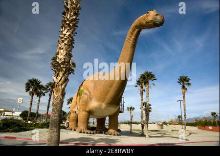 Attrazione su strada dei dinosauri a Cabazon vicino a Palm Springs, California. Foto Stock