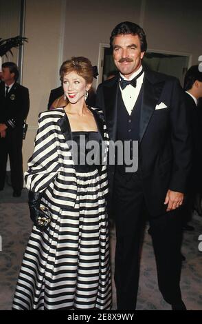 Tom Selleck e Jillie Mack al 44° Golden Globe Awards il 31 gennaio 1987 al Beverly Hilton Hotel di Beverly Hills, California Credit: Ralph Dominguez/MediaPunch Foto Stock