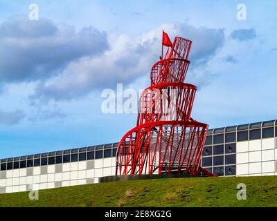 Modello del Monumento al terzo Internazionale 1919-20 by Vladimir Tatlin 2011 al Sainsbury Centre for Visual Arts UEA Norwich Inghilterra Regno Unito Foto Stock