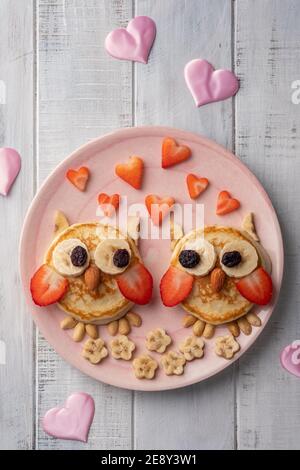 Frittelle dolci per bambini, colazione giornaliera Foto Stock