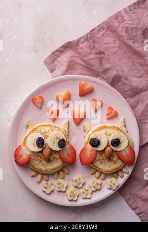 Frittelle dolci per bambini, colazione giornaliera Foto Stock