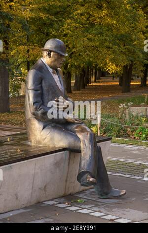 Monumento a Johann Voldemar Jannsen al parco fluviale di Tartu. Estonia Foto Stock