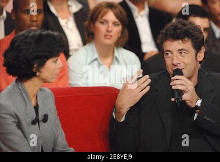 Il ministro francese della giustizia Rachida dati e il cantante Patrick Bruel durante la registrazione del talk show di Michel Drucker 'Vivement Dimanche' allo Studio Gabriel di Parigi, Francia, il 3 ottobre 2007. Lo spettacolo verrà trasmesso il 7 ottobre 2007. Foto di Christophe Guibbaud/ABACAPRESS.COM Foto Stock