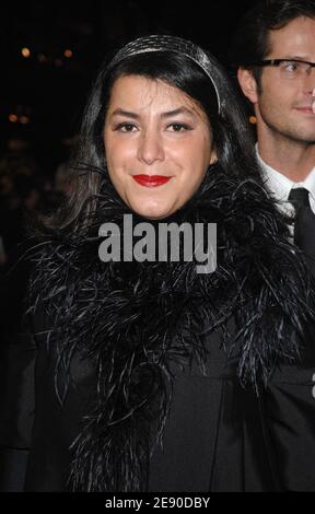 Il regista iraniano Marjane Satrapi arriva al 20° European Film Awards tenutosi presso l'Arena di Berlino, Germania, il 1° dicembre 2007. Foto di Nicolas Khayat/ABACAPRESS.COM Foto Stock