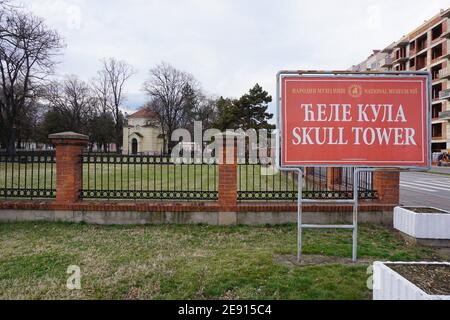 NIS, Serbia - 28 gennaio 2021: Torre del cranio Foto Stock