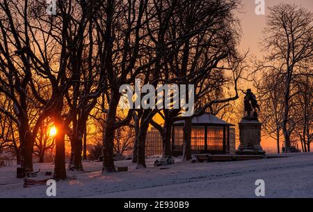 Nottingham Castle Grounds nella neve, Nottingham City Nottinghamshire Inghilterra Regno Unito Foto Stock