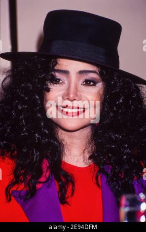 BUSSUM, PAESI BASSI - 23 SETTEMBRE 1991: La Toya Jackson visita i Nederlands per promuovere il suo libro ‘crescere nella famiglia Jackson’. Foto Stock