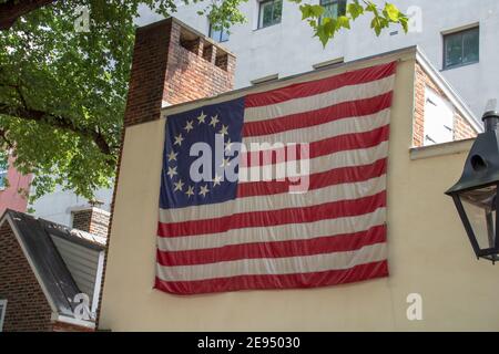 Bandiera originale degli Stati Uniti alla Betsy Ross House di Philladelphia Foto Stock