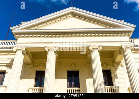 Biblioteca pubblica Jose Marti situata nel Leincio Vidal Park di Santa Clara, Cuba. Questa zona è un monumento nazionale Foto Stock