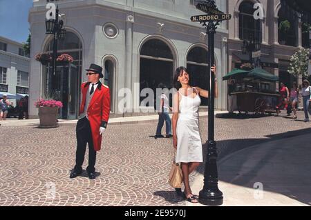 © Lionel Hahn/ABACA. 27206. Los Angeles-CA-USA, 06/2001. Alexandra Kabi. Foto Stock