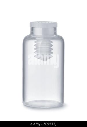 Vista frontale del flacone di pillole mediche in vetro trasparente vuoto isolato su bianco Foto Stock