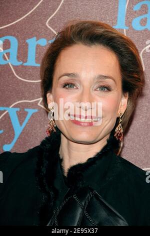 Kristin Scott Thomas partecipa alla trentunesima cerimonia di premiazione di Cesar dopo il Party, 'la Party, l'After Cesar, Soiree Chivas', tenutasi in Rue Royale a Parigi il 25 febbraio 2006. Foto di Denis Guignebourg/ABACAPRESS.COM Foto Stock