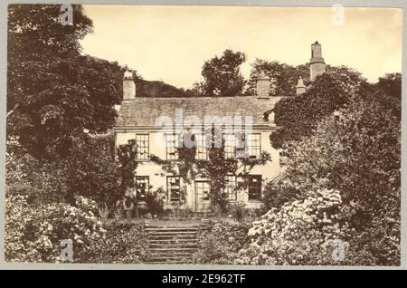 Vista esterna di Rydal Mount, casa del poeta inglese William Wordsworth, Rydal, Inghilterra, circa 1885. Foto Stock