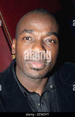 L'umorista francese Patson durante un party benefit per l'associazione "Teo 2004" che si è svolta al Club l'Etoile di Parigi, Francia, il 13 marzo 2006. Foto di Benoit Pinguet/ABACAPRESS.COM Foto Stock