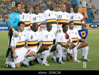 La squadra dell'Angola durante la Coppa Africana delle Nazioni 2006 al Cairo, Egitto, il 23 gennaio 2006. Foto di Christian Liegi/ABACAPRESS.COM Foto Stock