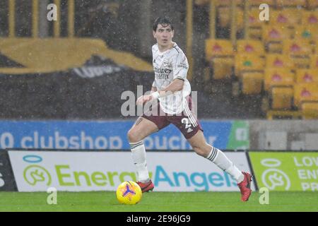 Wolverhampton, Regno Unito. 02 febbraio 2021. Hector Bellerin 2 of Arsenal corre con la palla a Wolverhampton, Regno Unito, il 2/2/2021. (Foto di Simon Whitehead/News Images/Sipa USA) Credit: Sipa USA/Alamy Live News Foto Stock