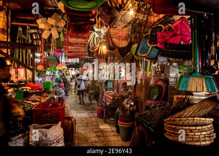 Manado City, Bersehati Pasar, mercato locale, Sulawesi Nord, Indonesia Foto Stock