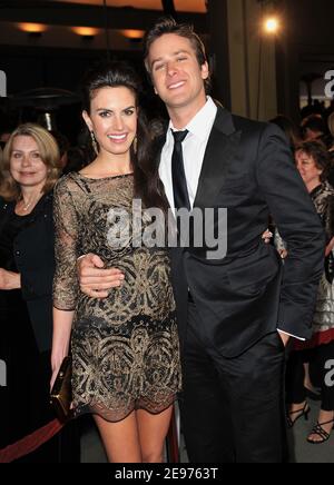 Los Angeles, Stati Uniti. 30 gennaio 2011. Armie Hammer, Wife 076 credito: Tsuni/USA/Alamy Live News Foto Stock