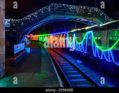 Il treno Northern Lights Express sulle North Yorkshire Moors Ferrovia Foto Stock