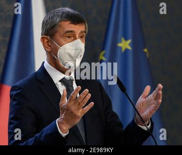 Praga, Repubblica Ceca. 03 Feb 2021. Il 3 febbraio 2021, il primo ministro ceco Andrej Babis interviene durante una conferenza stampa sulla decisione della Corte costituzionale sull'abrogazione di alcune disposizioni della legge elettorale. Credit: Michal Krumphanzl/CTK Photo/Alamy Live News Foto Stock