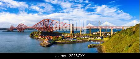 The Forth Bridges, North Queensferry, Fife, Scozia, Regno Unito Foto Stock