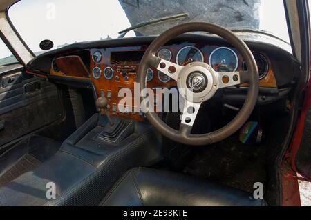 Fienile trovare Lotus Elan auto sportiva Foto Stock