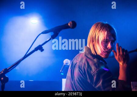 Vincitore del premio Crticis' Choice 2013 Brit, Tom Odell l'ultima data del suo tour in Gran Bretagna a Dingwalls a Camden, Londra Foto Stock