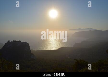 Sole nel tardo pomeriggio a Rodi, Grecia Foto Stock