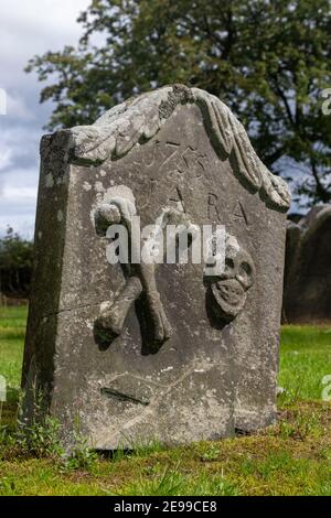 La chiesa di Culross West Kirk a Fife è stata presentata nella prima stagione Della serie Outlander TV Foto Stock