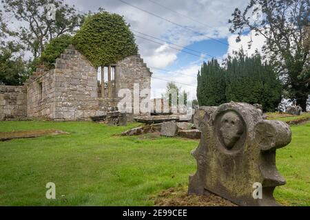 La chiesa di Culross West Kirk a Fife è stata presentata nella prima stagione Della serie Outlander TV Foto Stock