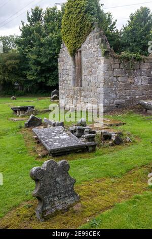 La chiesa di Culross West Kirk a Fife è stata presentata nella prima stagione Della serie Outlander TV Foto Stock