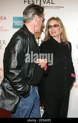 Sam Shepard e Jessica Lange arrivano alla prima di 'Walker Payne', parte del Tribecat Film Festival 2006, che si tiene presso il Tribeca Performing Arts Center di New York, NY, USA il 26 aprile 2006. Foto di William Gratz/ABACAPRESS.COM Foto Stock