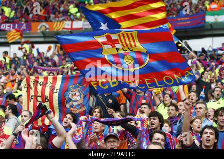 Tifoso di Barcellona durante la finale di Champions League, Barcellona contro Arsenal, allo Stade de France, a Saint Denis, vicino a Parigi, Francia, il 17 maggio 2006. Barcellona ha vinto 2-1. Foto di Christian Liegi/CAMELEON/ABACAPRESS.COM Foto Stock