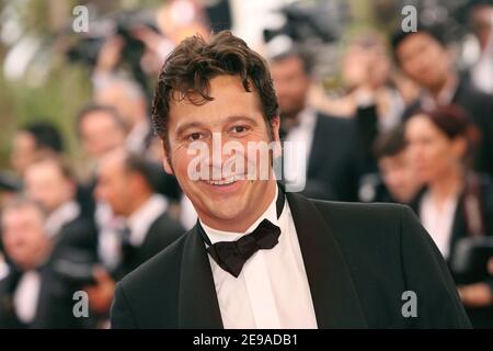 L'umorista francese Laurent Gerra arriva per la proiezione del film di Nanni Moretti, "il Caimano", in occasione del 5nono Festival del Cinema di Cannes, a Cannes, in Francia, il 22 maggio 2006. Foto di Hahn-Nebinger-Orban/ABACAPRESS.COM Foto Stock