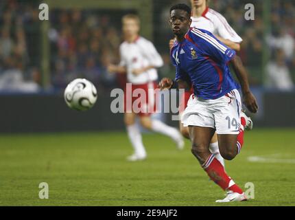 Francia Louis Saha durante la partita internazionale amichevole, Francia contro Danimarca al Bollaert Stadium di Lens, Francia, il 31 maggio 2006. La Francia ha vinto 2-0. Foto di Christian Liegi/ABACAPRESS.COM Foto Stock