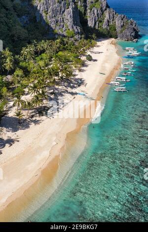 Isola nera, Coron, Palawan, Filippine Foto Stock