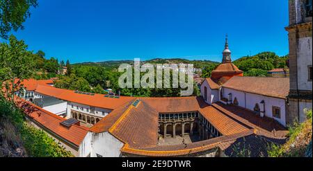 Veduta aerea della chiesa di nostro signore Sao Domingo ad Amarante, Portogallo Foto Stock