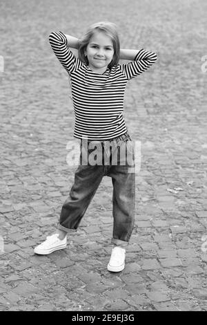 bimbi vestiti alla moda