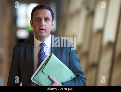 Edimburgo, Scozia, Regno Unito. 28 novembre 2019. Nella foto: ANAS Sarwar MSP per il Partito laburista Scozzese e MSP per la Regione di Glasgow e portavoce laburista scozzese per la Costituzione. Credito: Colin Fisher Foto Stock