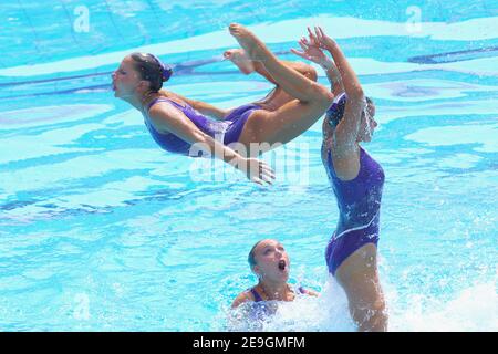 La squadra svizzera compete sulla libera routine preliminare del nuoto sincronizzato durante i campionati europei di nuoto a Budapest, Ungheria, il 28 luglio 2006. Foto di Nicolas Gouhier/Cameleon/ABACAPRESS.COM Foto Stock