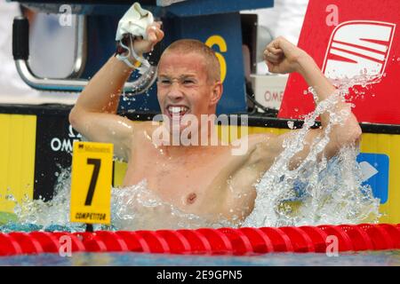 Sebastien Rouault in Francia vince l'argento sui 1500 metri di freestyle maschile durante i campionati europei di nuoto a Budapest, Ungheria, il 4 agosto 2006. Foto di Nicolas Gouhier/Cameleon/ABACAPRESS.COM Foto Stock