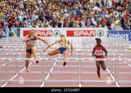 La svedese Suzanna Kallur si esibisce su 100 metri fa precipitare le donne durante i Campionati europei di pista e campo, a Goteborg, Svezia, il 11 agosto 2006. Foto di Guibbaud-Kempinaire/Cameleon/ABACAPRESS.COM Foto Stock