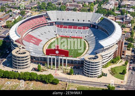 Tuscaloosa, Alabama, stadio di football Bryant Denny della University of Alabama, campus, vista aerea dall'alto verso il basso, SEC Southeastern Conference Foto Stock