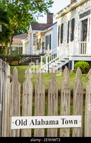 Alabama Montgomery Old Alabama Town restaurato storico, casa fuori esterno picket recinto, Foto Stock