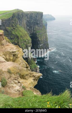 Immagine panoramica delle scogliere di Moher ad ovest Costa d'Irlanda Foto Stock
