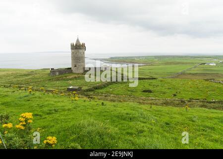 Immagine panoramica delle scogliere di Moher ad ovest Costa d'Irlanda Foto Stock